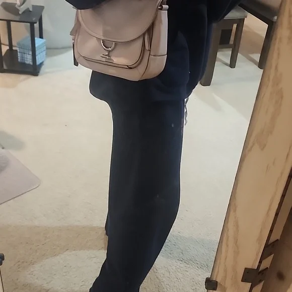 Vince Camuto Pink Crossbody/Shoulder Bag with Flap Design and adjustable Strap - Picture 11 of 15